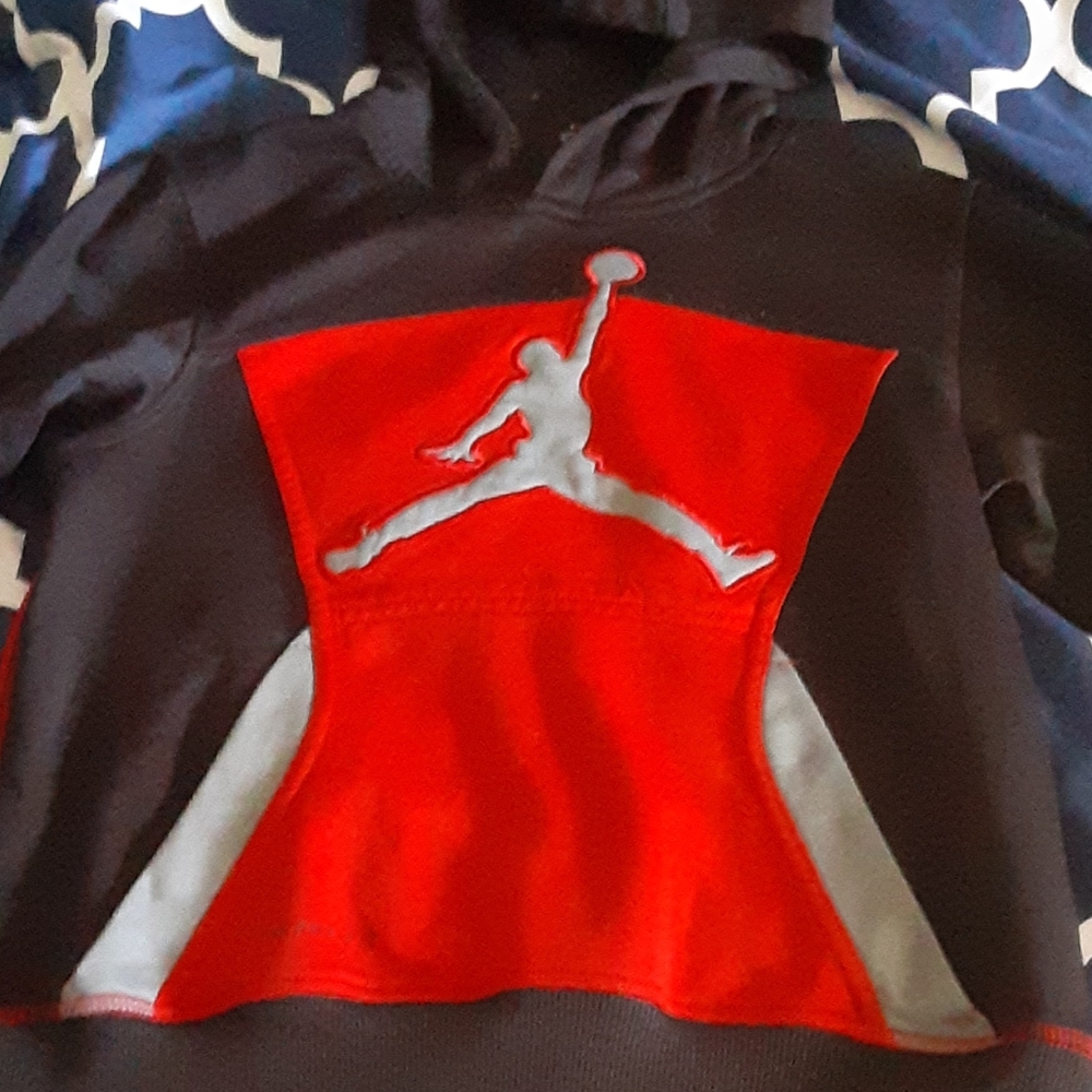 Boys size medium 10-12 yrs old Jordan hoodie
